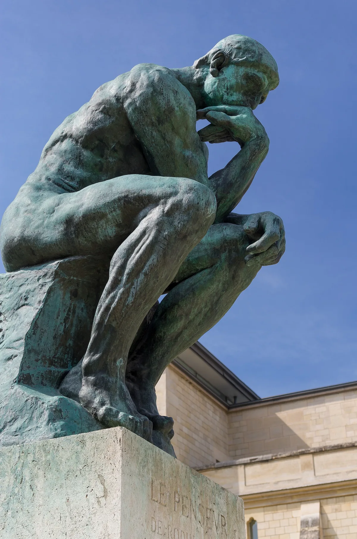 Le Penseur d'Auguste Rodin, bronze monumental dans le jardin du musée Rodin à Paris